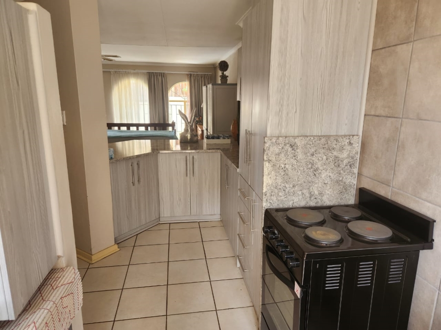 2 Bedroom Property for Sale in Heuwelsig Free State